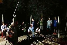 Nghi án nghịch tử dùng dao giết mẹ rồi tự sát bất thành