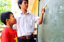 Gieo chữ ở Trường Sa