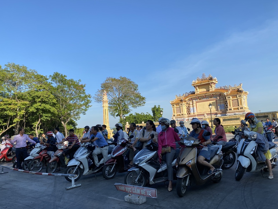 Hơn 5.000 học sinh Thừa Thiên Huế bắt đầu kỳ thi vào lớp 10 - 6 Hơn 5.000 học sinh Thừa Thiên Huế bắt đầu kỳ thi vào lớp 10 - 6