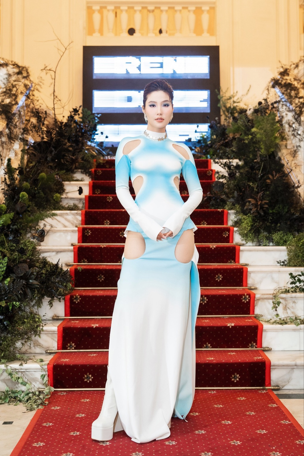 Thùy Tiên, Thảo Nhi Lê, Quỳnh Anh Shyn đọ phong cách thời trang ấn tượng - 6 Thùy Tiên, Thảo Nhi Lê, Quỳnh Anh Shyn đọ phong cách thời trang ấn tượng - 6