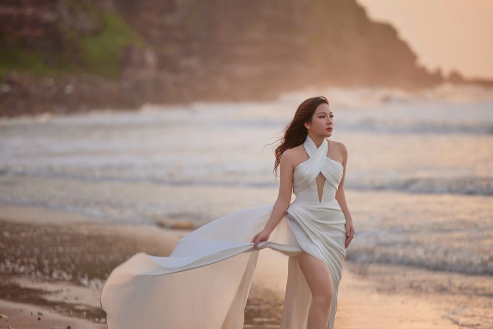 Ca sĩ trẻ Đoàn Hồng Hạnh tổ chức đêm nhạc sau 2 năm ấp ủ - 2 Ca sĩ trẻ Đoàn Hồng Hạnh tổ chức đêm nhạc sau 2 năm ấp ủ - 2