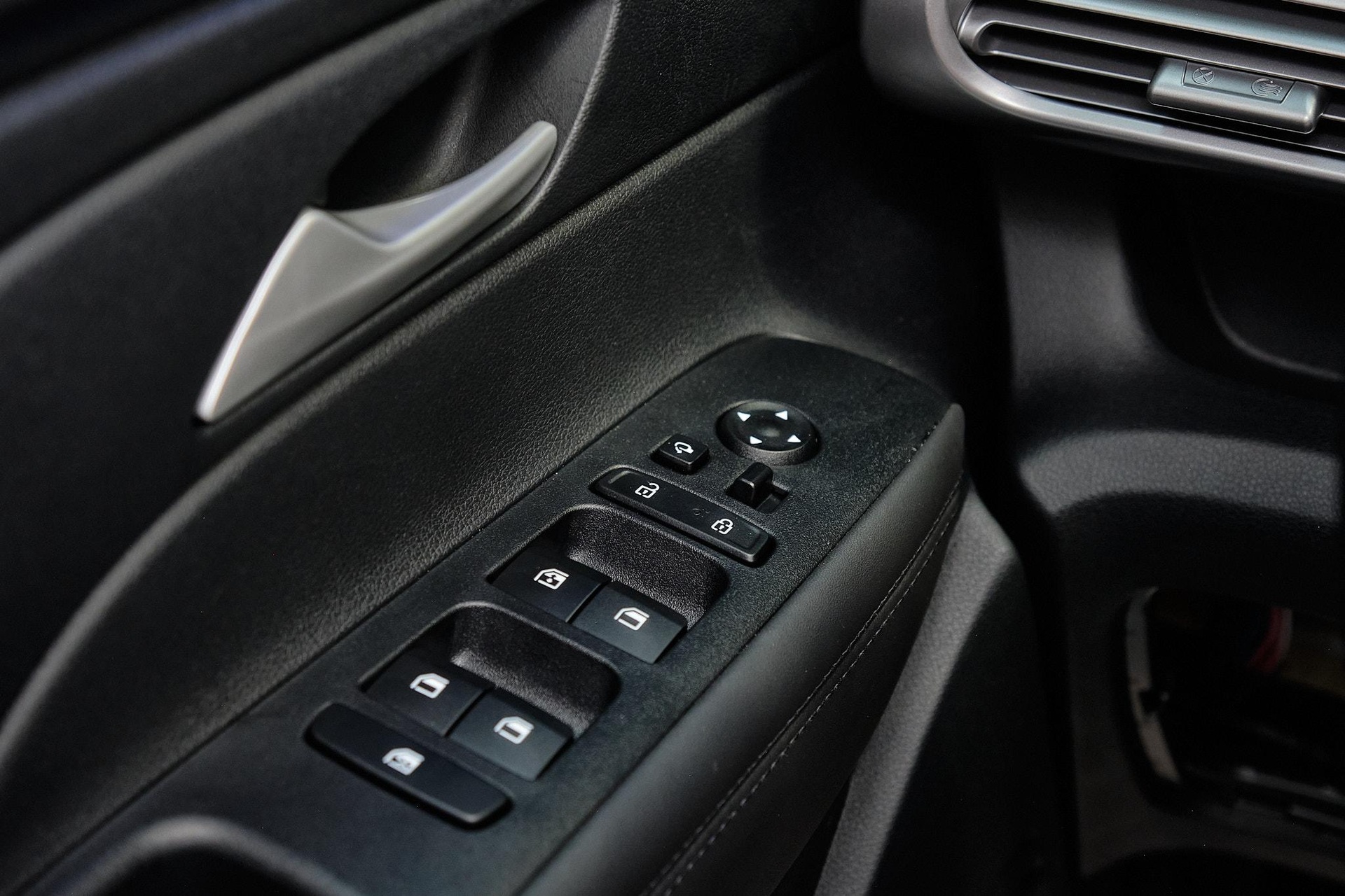 Đánh giá Hyundai Stargazer 2023: lựa chọn xe gia đình đáng cân nhắc - 25 Đánh giá Hyundai Stargazer 2023: lựa chọn xe gia đình đáng cân nhắc - 25