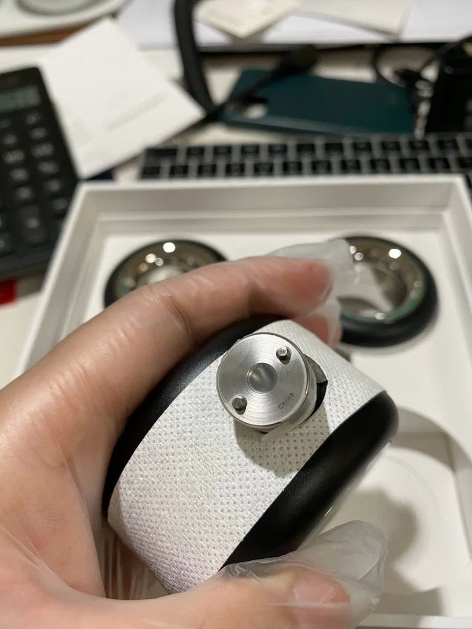 Cận cảnh bộ bánh xe dành cho Mac Pro có giá bằng một chiếc iPhone 11 - 5 Cận cảnh bộ bánh xe dành cho Mac Pro có giá bằng một chiếc iPhone 11 - 5