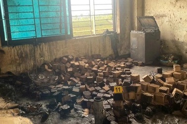 Hai thanh niên tử vong sau vụ nổ lớn nghi do sản xuất trái phép pháo hoa nổ