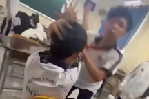 Vụ học sinh đánh nhau vì tờ tiền 500.000 đồng: Phê bình hiệu trưởng