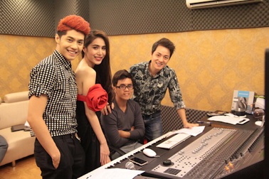 11 sao Vpop bắt tay nhau thu ca khúc về mẹ