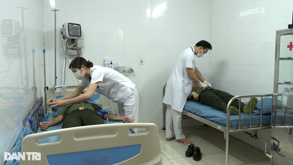 Bảo vệ lễ kỷ niệm 70 năm Chiến thắng Điện Biên Phủ: Khảo sát từng gara ô tô - 4 Bảo vệ lễ kỷ niệm 70 năm Chiến thắng Điện Biên Phủ: Khảo sát từng gara ô tô - 4