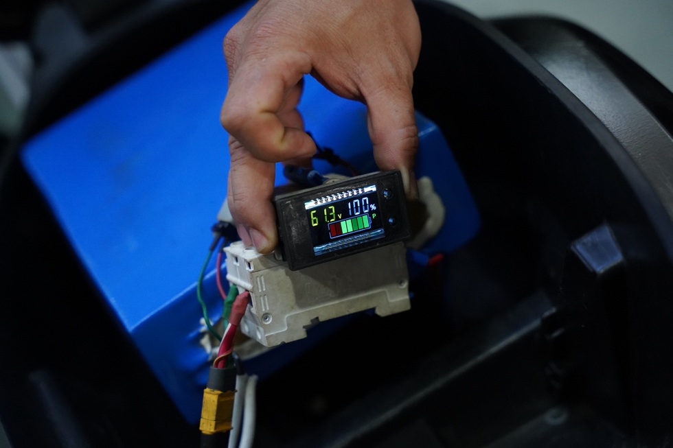 Công nghệ chuyển xe máy xăng sang chạy điện ở TPHCM có khả thi? - 3