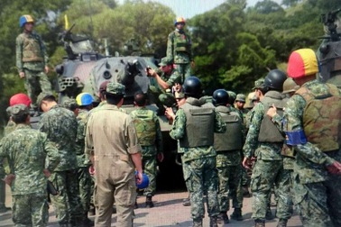 Xe tăng Đài Loan vỡ nòng pháo khi tập trận