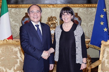 Chủ tịch Quốc hội Nguyễn Sinh Hùng hội đàm với Phó Chủ tịch Hạ viện Italy