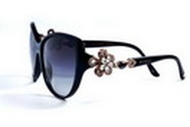 Top 10 mẫu kính ngọt ngào nhất cho ngày Valentine