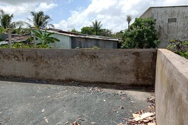 Công an điều tra tố giác bé gái sinh năm 2012 nghi bị hiếp dâm 2 lần