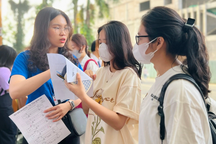 Điểm sàn các ngành: Có trường "đồng giá", có trường vênh đến... 6 điểm