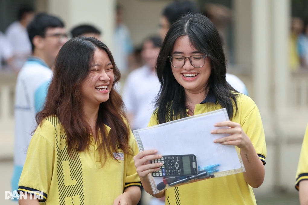 Đủ điểm chuẩn vẫn trượt đại học nếu không đáp ứng tiêu chí phụ - 1