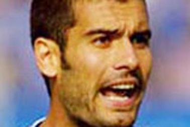 Wigan tuyển mộ Pep Guardiola 