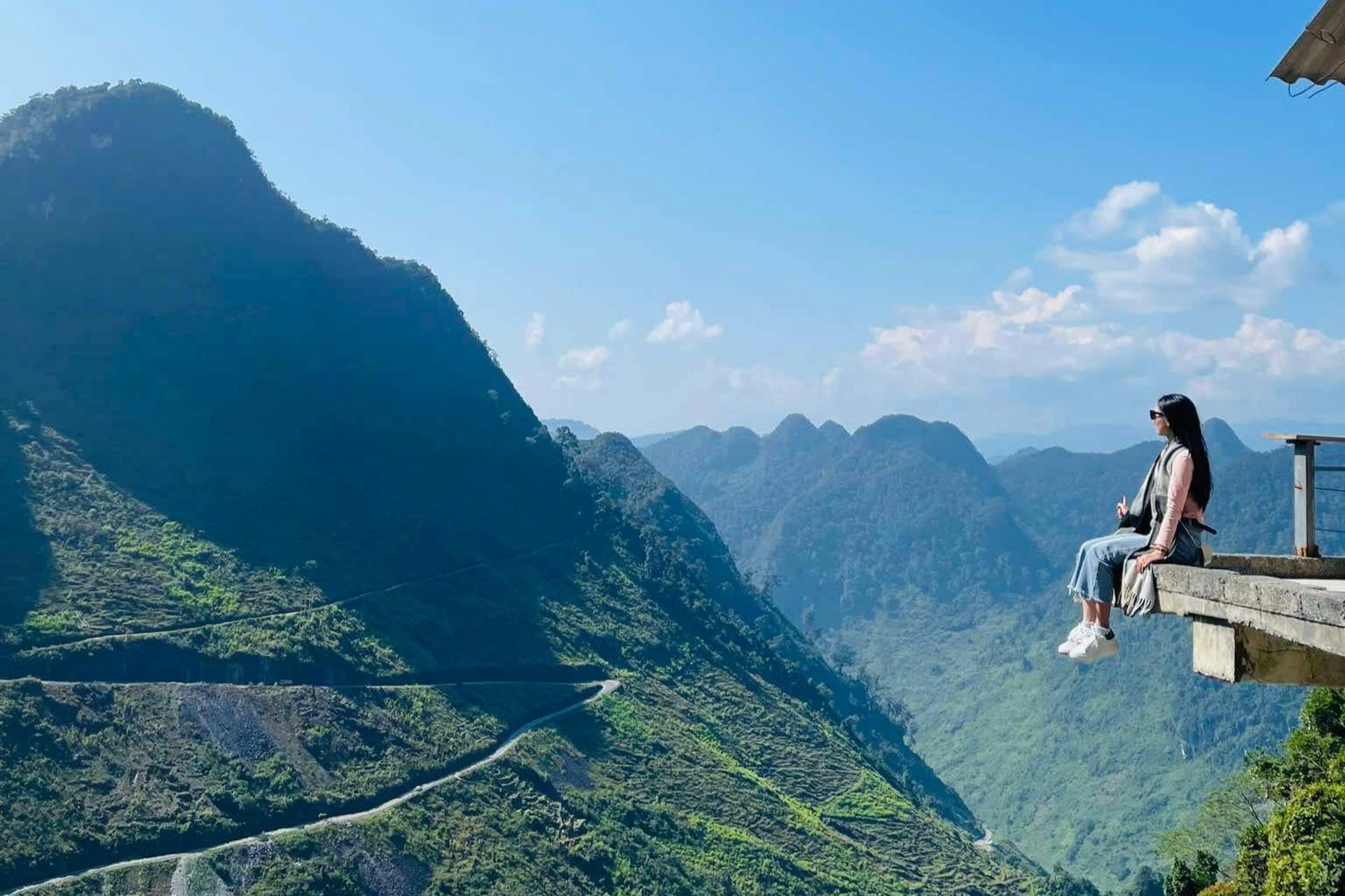 Hoa tam giác mạch Hà Giang nở rộ, khách từ TPHCM cũng đổ về check-in - 5 Hoa tam giác mạch Hà Giang nở rộ, khách từ TPHCM cũng đổ về check-in - 5