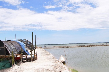 Một ngày trên phá Tam Giang