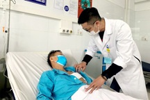 Cứu sống nam thanh niên bị dao đâm thấu tim trong đêm