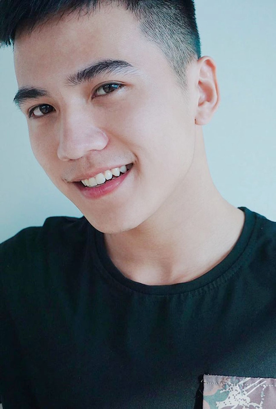 Chàng trai Hà Nam sở hữu nụ cười duyên “đốn tim” phái nữ - 2 Chàng trai Hà Nam sở hữu nụ cười duyên “đốn tim” phái nữ - 2