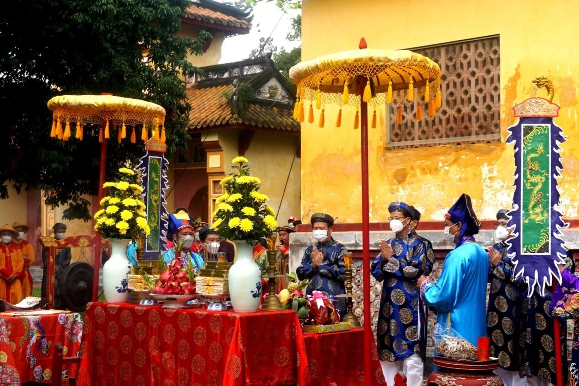 Kỳ thú tái hiện lễ hạ nêu trong Hoàng cung cố đô Huế - 2 Kỳ thú tái hiện lễ hạ nêu trong Hoàng cung cố đô Huế - 2