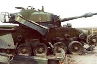 Pháo Việt Nam đủ sức đánh bại “đại chiến xe tăng”?