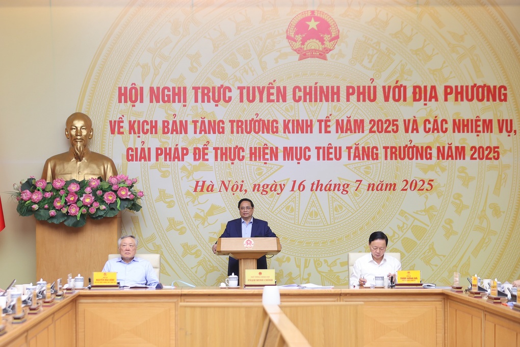 Chính phủ đặt mục tiêu tăng trưởng GDP năm 2025 đạt 8,3-8,5% - 1 Chính phủ đặt mục tiêu tăng trưởng GDP năm 2025 đạt 8,3-8,5% - 1