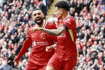 Mohamed Salah phá kỷ lục ấn tượng của Henry và Haaland