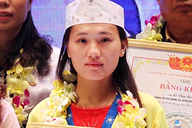 Mối lương duyên của cô giáo “cắm bản” 9X tận tâm