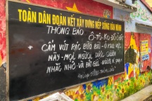 Hà Nội: Lạ lùng tổ dân phố cho phép bắt giữ người vứt rác bừa bãi