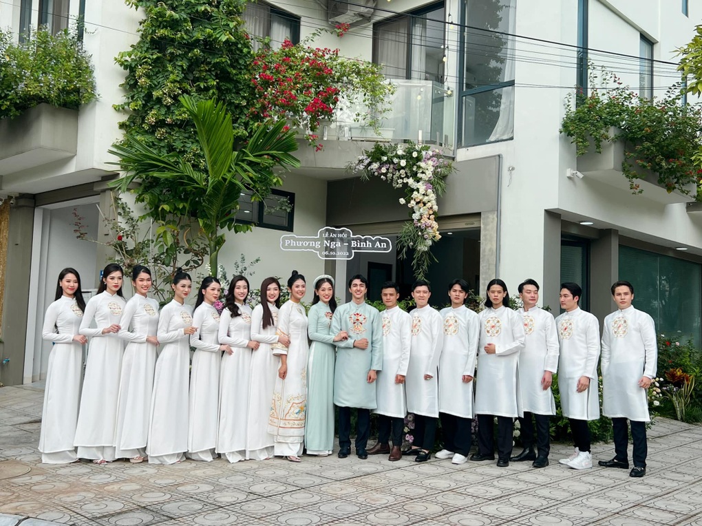 Dàn hoa hậu, mỹ nam VTV quy tụ trong lễ ăn hỏi Phương Nga - Bình An - 5 Dàn hoa hậu, mỹ nam VTV quy tụ trong lễ ăn hỏi Phương Nga - Bình An - 5