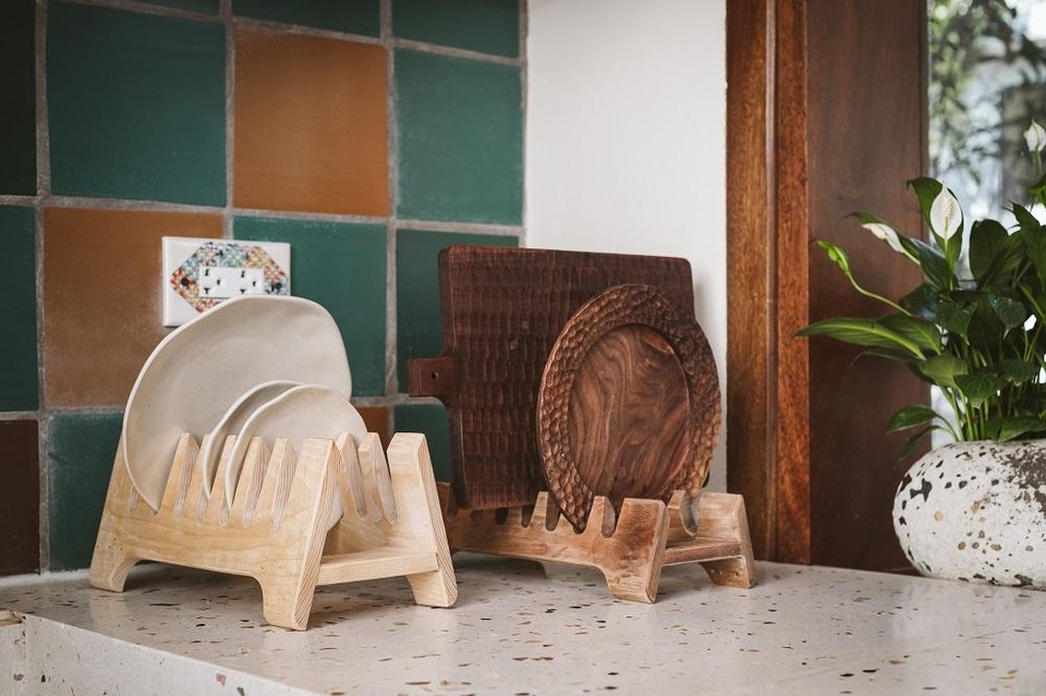 Ngỡ ngàng với ngôi biệt thự được thiết kế từ nội thất bị cháy - 2 Ngỡ ngàng với ngôi biệt thự được thiết kế từ nội thất bị cháy - 2