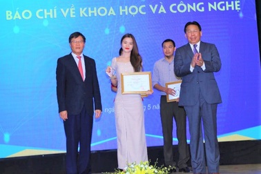 Báo Dân trí đạt giải ba Giải thưởng báo chí Khoa học và Công nghệ