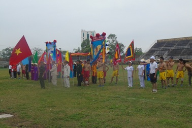 Quảng Bình: Độc đáo với Lễ hội cướp cù giữa lòng phố