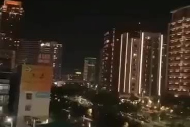 Còi báo động vang lên tại tỉnh Phúc Kiến trước khi bà Pelosi hạ cánh