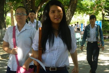 Thi vào lớp 10 tại Bình Định: Đề Toán tương đối khó
