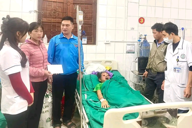 Mua thuốc trị viêm mũi trên mạng xã hội, bệnh nhân phải nhập viện cấp cứu