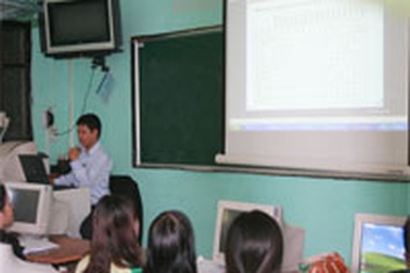 Triển khai thí điểm phần mềm quản lý trong trường phổ thông