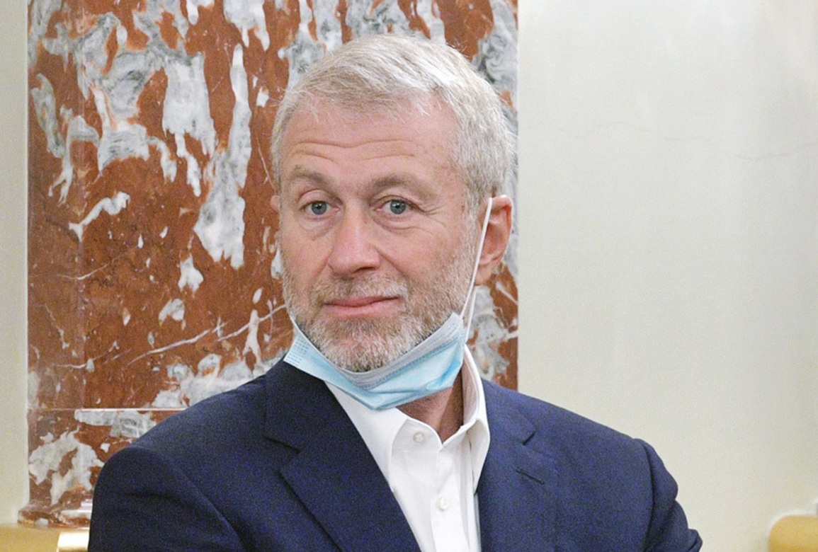 Rao bán Chelsea, tỷ phú Abramovich bất ngờ hỏi mua CLB ở La Liga - 2 Rao bán Chelsea, tỷ phú Abramovich bất ngờ hỏi mua CLB ở La Liga - 2