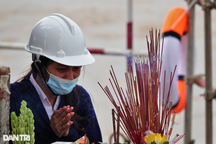 Tai nạn ở cầu Mỹ Thuận 2: "Nước chảy xiết, con tôi lại không biết bơi"