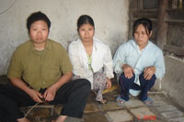 Người anh cả tật nguyền gánh cả gia đình