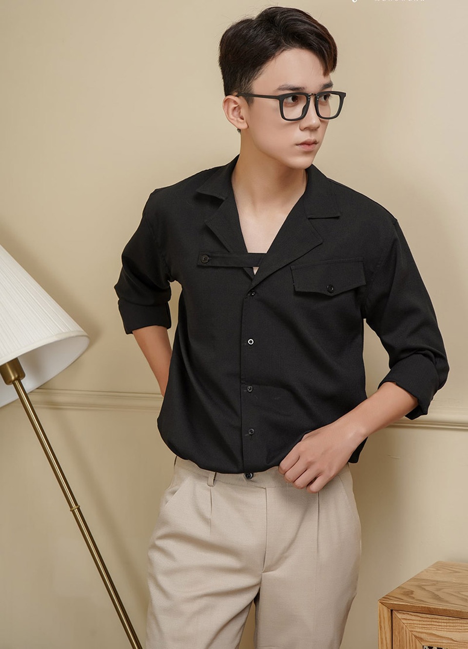 Nét thư sinh, điển trai của 10X trường ĐH Thương mại - 4 Nét thư sinh, điển trai của 10X trường ĐH Thương mại - 4