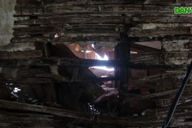 Cảnh sống "chạy quanh bốn góc giường" tại khu tập thể xập xệ nhất Hà Nội