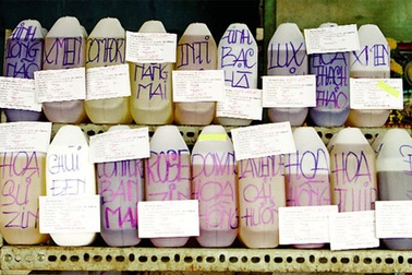 Hương liệu “lạ” nhan nhản ngoài thị trường