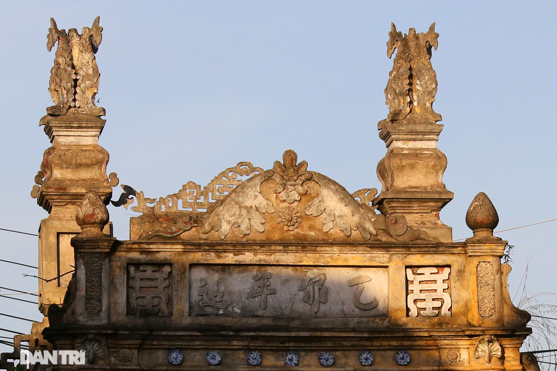 Những cổng làng tuyệt đẹp còn lại ở nông thôn miền Bắc - 7