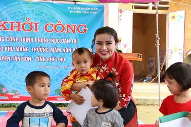 Hoa hậu Doanh nhân hoàn vũ 2019 đồng hành cùng Dân trí khởi công xây trường ở Phú Thọ