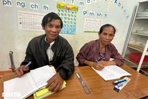 Thoát "ma men" nhờ… vợ dụ dỗ đi học lúc nửa đêm