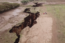 Một lục địa của Trái Đất đang bị "xé đôi", điều gì sẽ xảy ra?