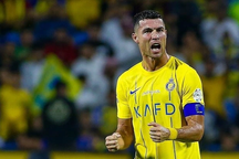 Ronaldo bị gạch tên, Messi đua tranh Quả bóng vàng với Haaland