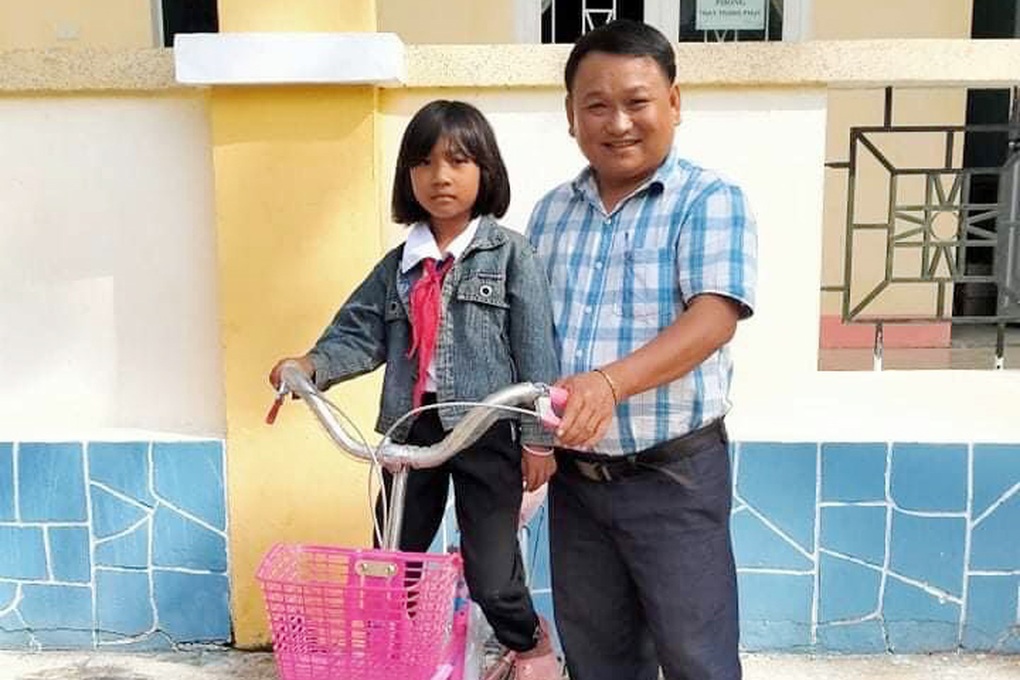 Những giáo viên nặng lòng với sự nghiệp trồng người ở vùng cao - 4 Những giáo viên nặng lòng với sự nghiệp trồng người ở vùng cao - 4