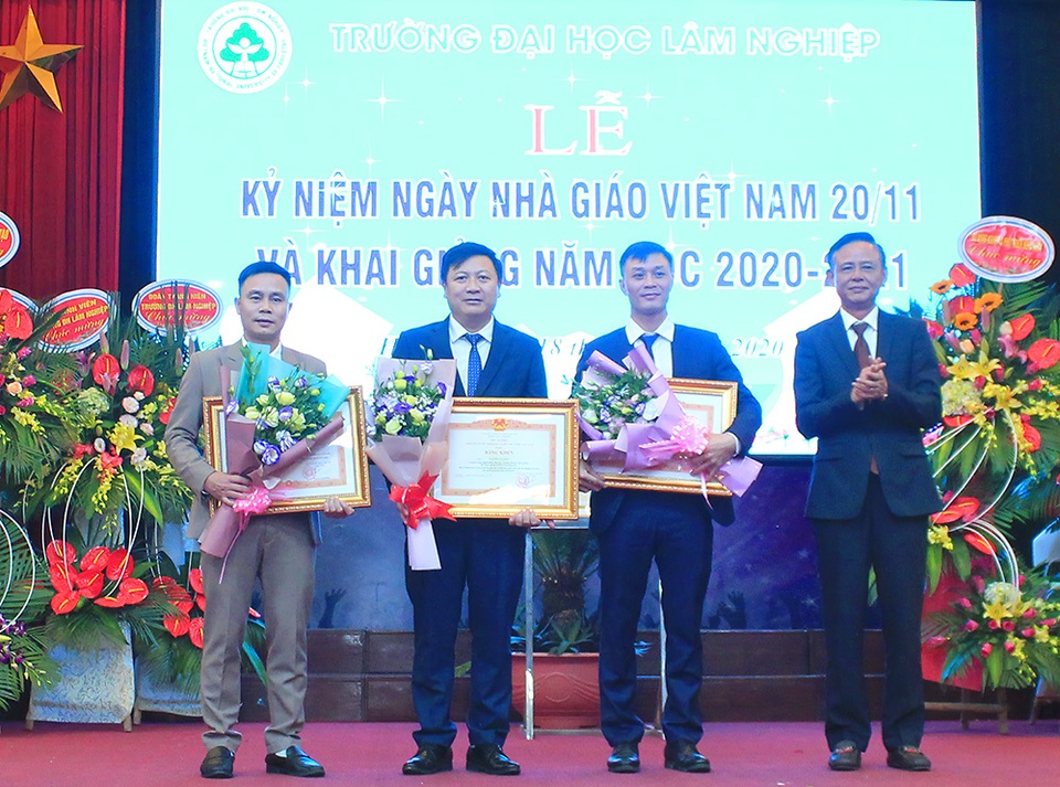 ĐH Lâm Nghiệp tri ân các thế hệ đã cống hiến cho ngành giáo dục, lâm nghiệp - 6 ĐH Lâm Nghiệp tri ân các thế hệ đã cống hiến cho ngành giáo dục, lâm nghiệp - 6